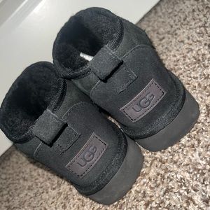 Black Ugg Ultra Minis